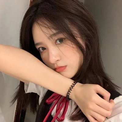 黑夜里的眼睛